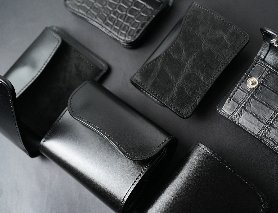 シックで贅沢な3つのレザーを使用したレザーアイテムが登場します