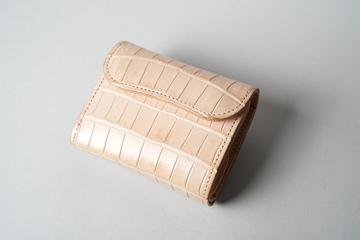 神々しいクロコアイテムが降臨します。 | WILDSWANS(ワイルドスワンズ