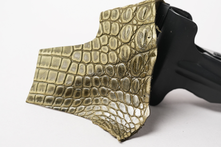 エキゾチックレザーMINASとヌバッククロコダイルシリーズについて