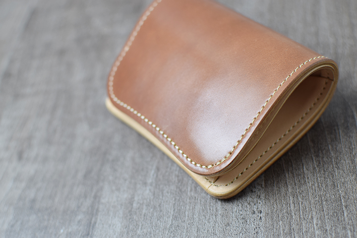 直営店限定カラーのシェルコードバンシリーズについてのお話