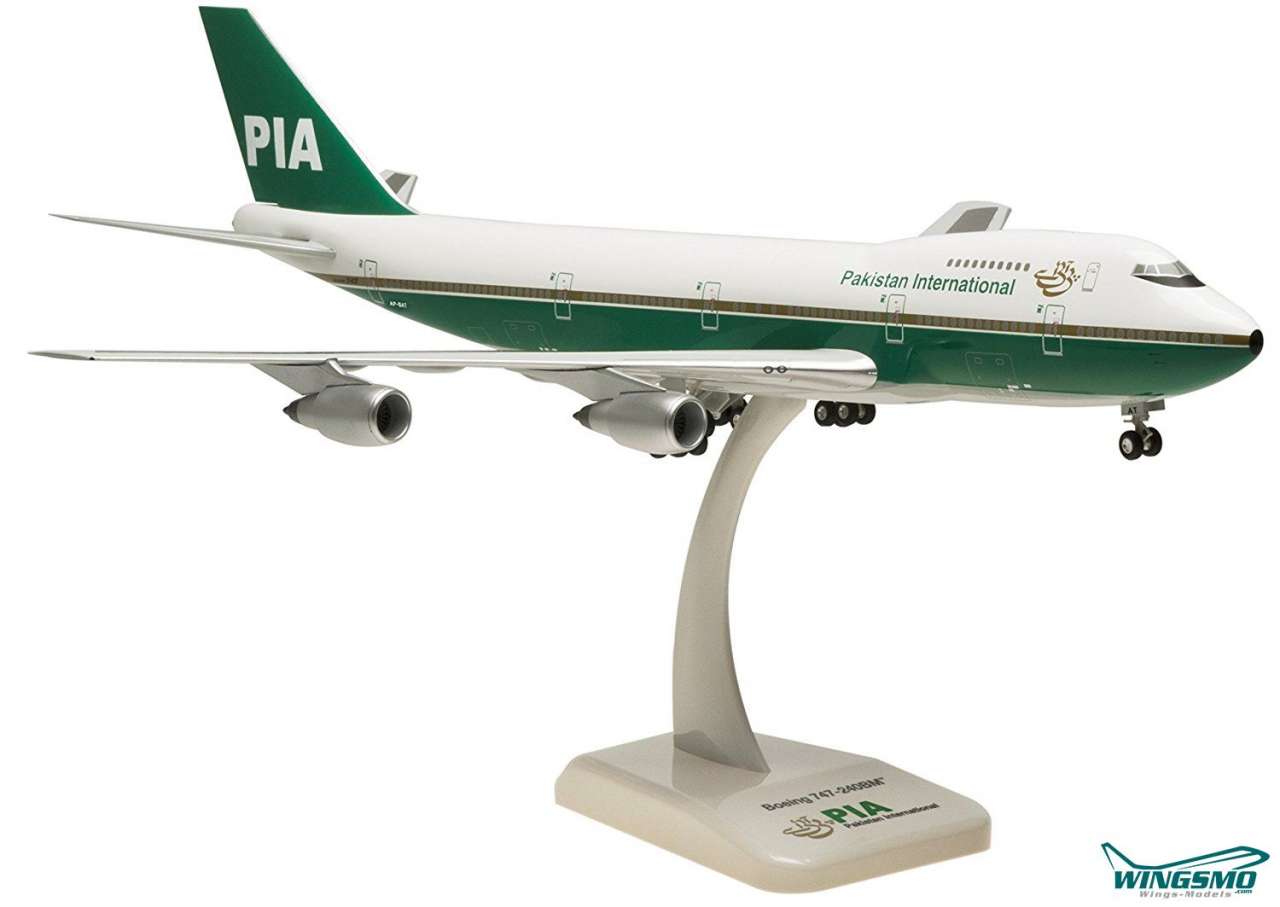 Hogan Wings Boeing 747-200 PIA old Livery Scale 1:200 LI0113GR