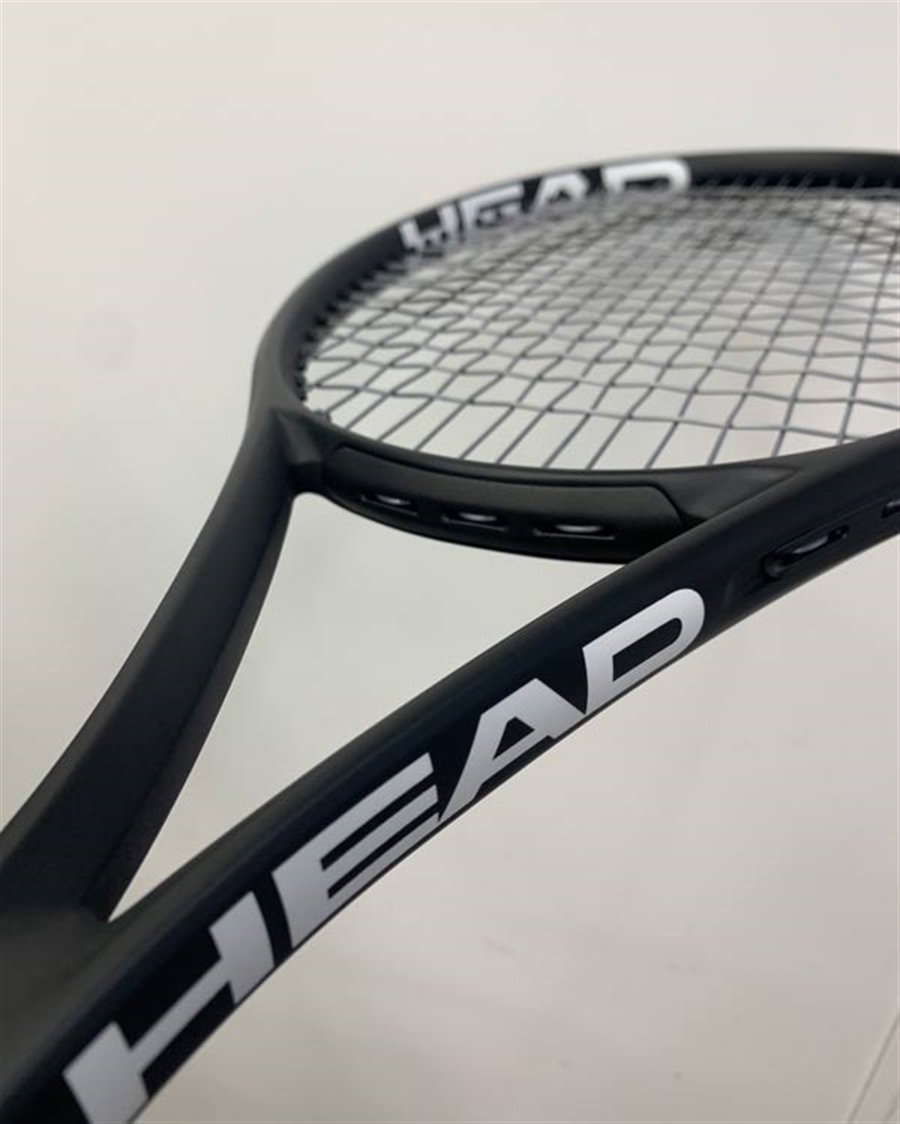 店舗ブログ【GEEK通信】【ヘッド】「ヘッド黒塗り謎ラケを打ってみた