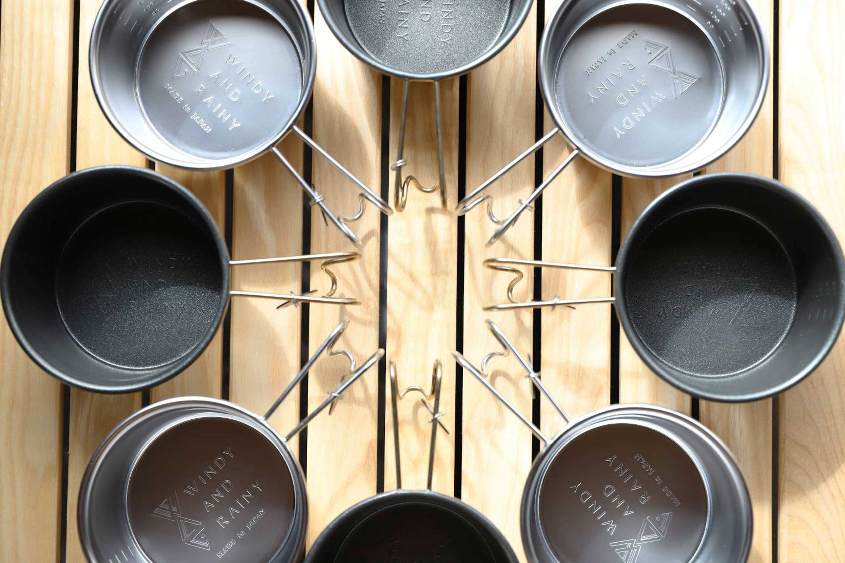 WINDY AND RAINY / TOPページ