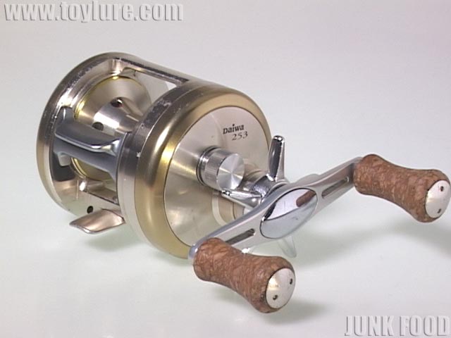 JUNK FOOD item: R-9159 ミリオネアCV－Z253