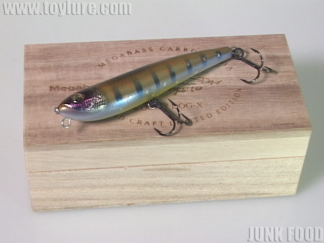 JUNK FOOD item: J-60159 WOODY DOG-X ウッディードッグX