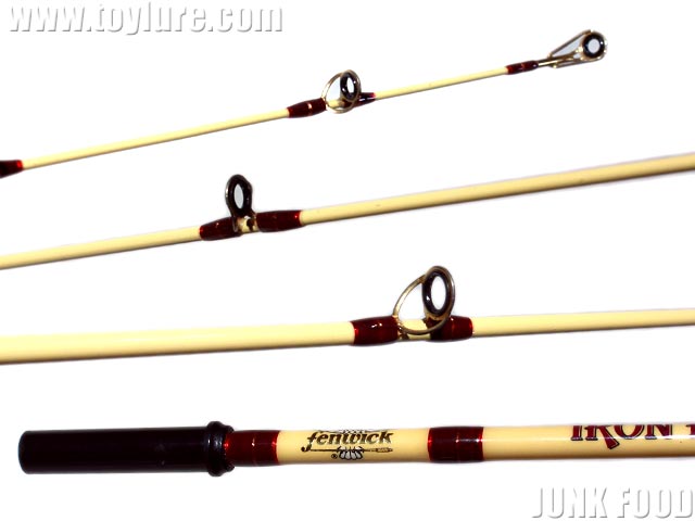 JUNK FOOD item: R-6649 アイアンホーク IHF50CM J