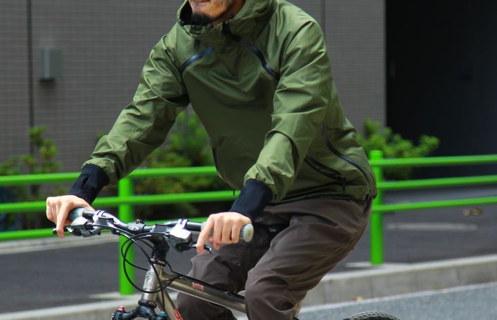 サイクリストが一度は通る、narifuriのウィンドブレーカー。今年の新色