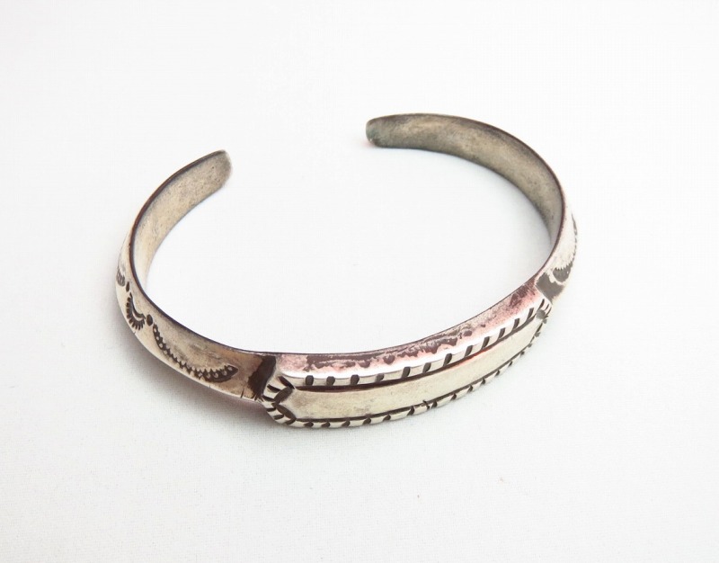 INDIAN JEWELRY LEATHER ARTS&CRAFTS Tah'bah TRADERS / Jonathan Day