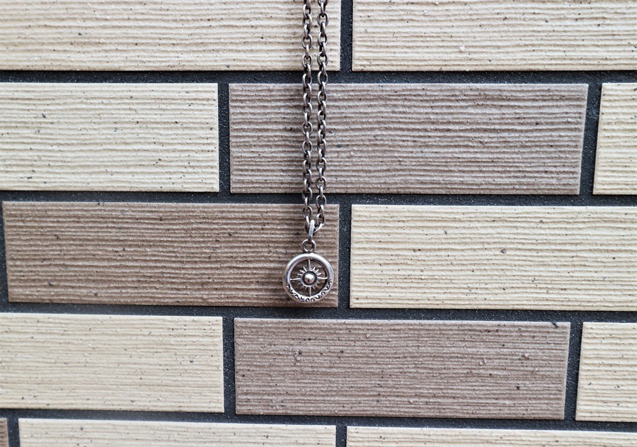 ARIZONA FREEDOM/アリゾナフリーダム】より太陽神シルバーネックレスを