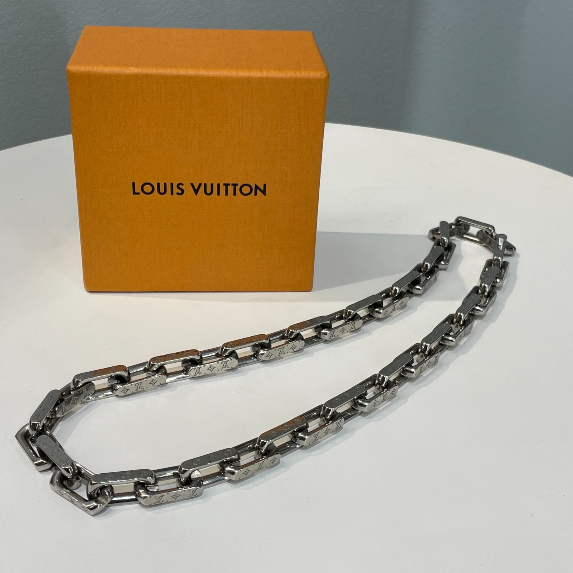 LOUIS VUITTON/ルイ ヴィトン】よりコリエ チェーンの買取入荷のご紹介