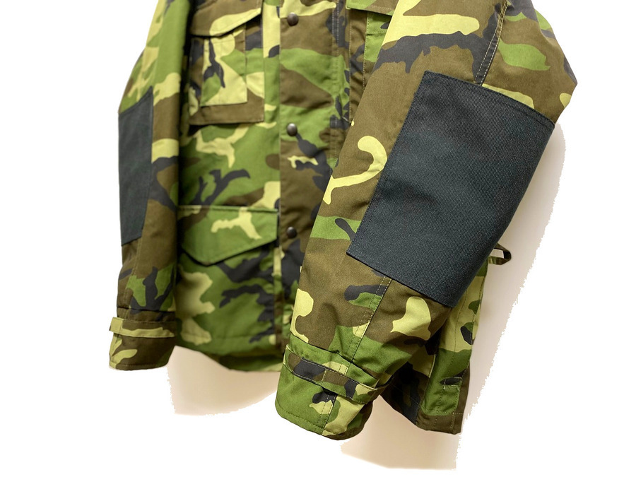 人気ブランド同士のコラボアイテム【JUNYA WATANABE COMME des GARCONS