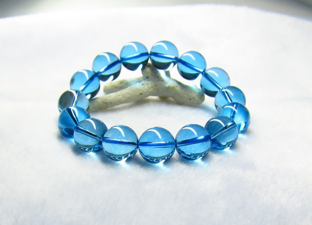 HE0083 【限定価格】 ☆稀少・美品☆ スイスブルートパーズSAup