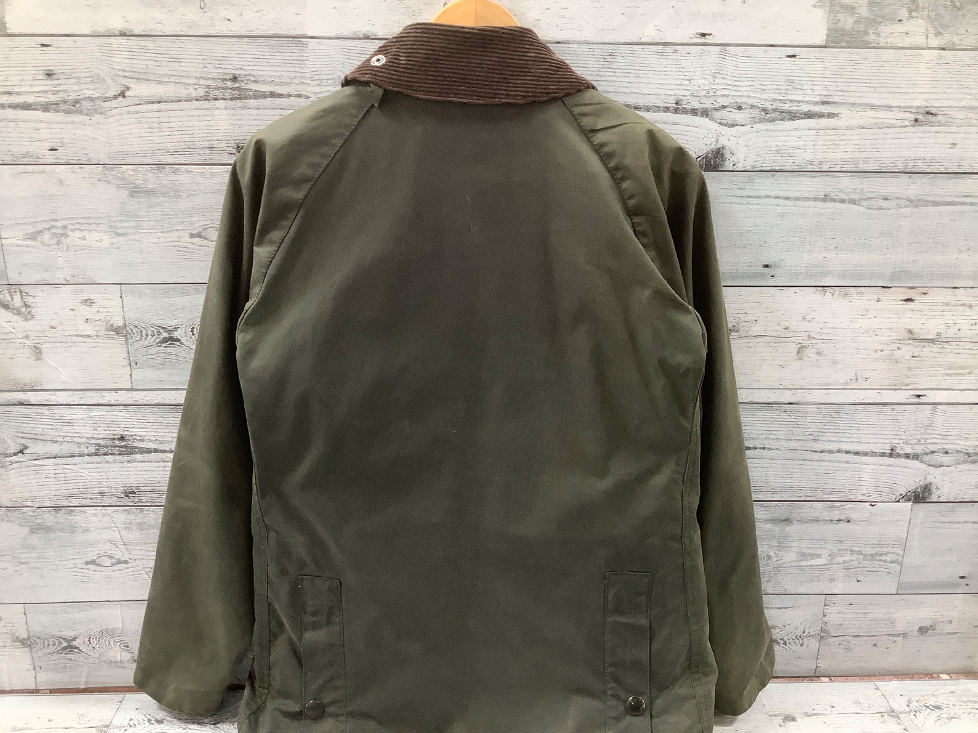 Barbour（バブアー）のボアライナー付きオイルドジャケットが入荷