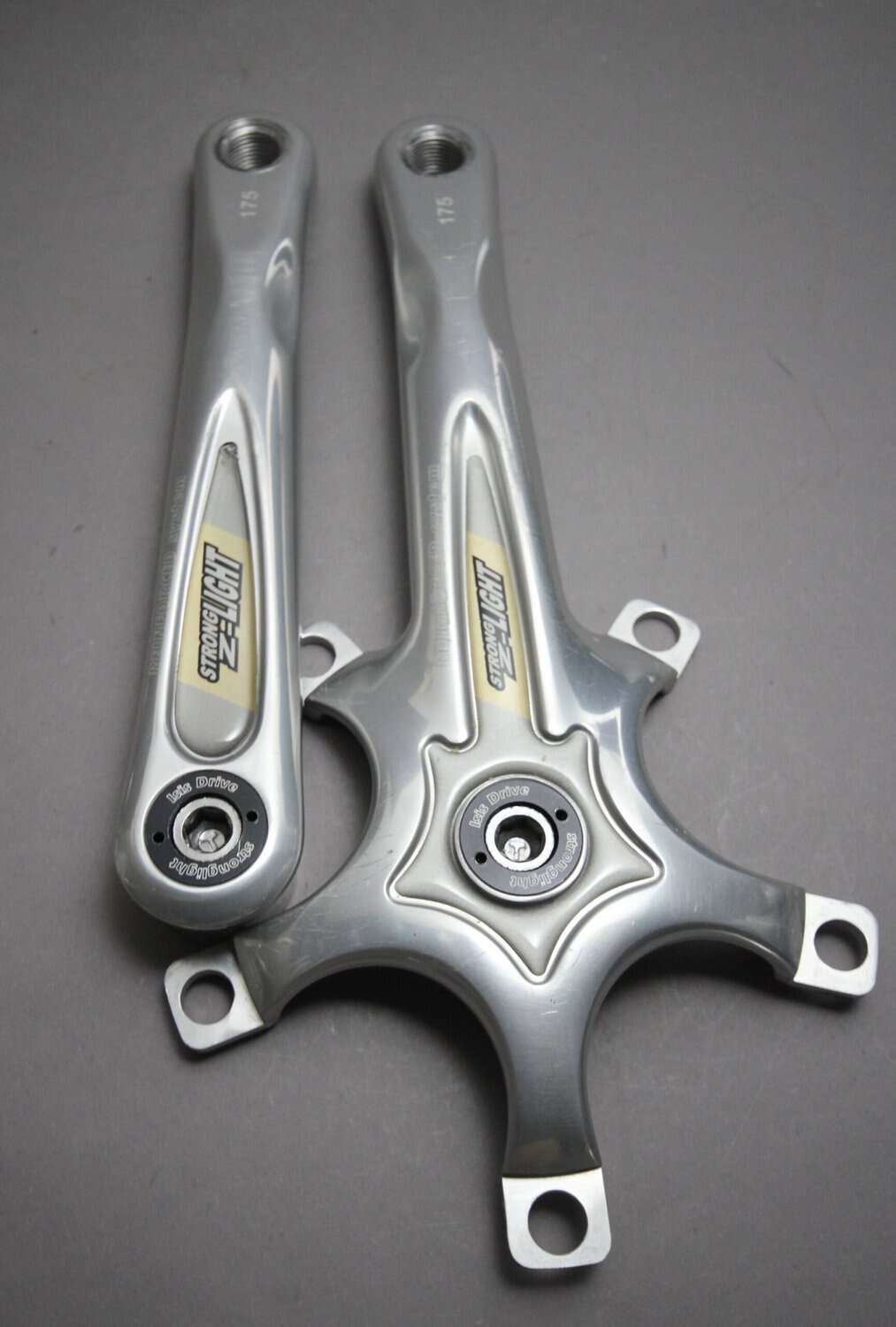 Stronglight Light Z Crank Arm Set / 175 mm - velowizard.com