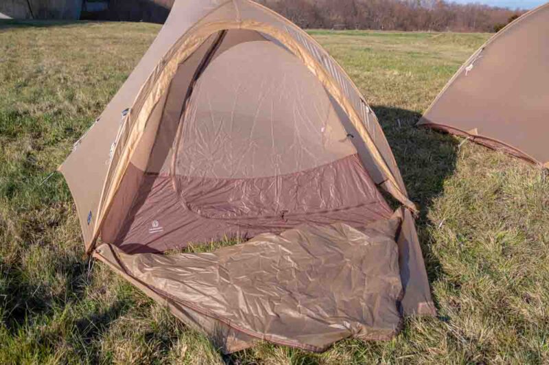 THE FREE SPIRITSの軽量ブルーラベルのテントPangolin ProとGEMINIを