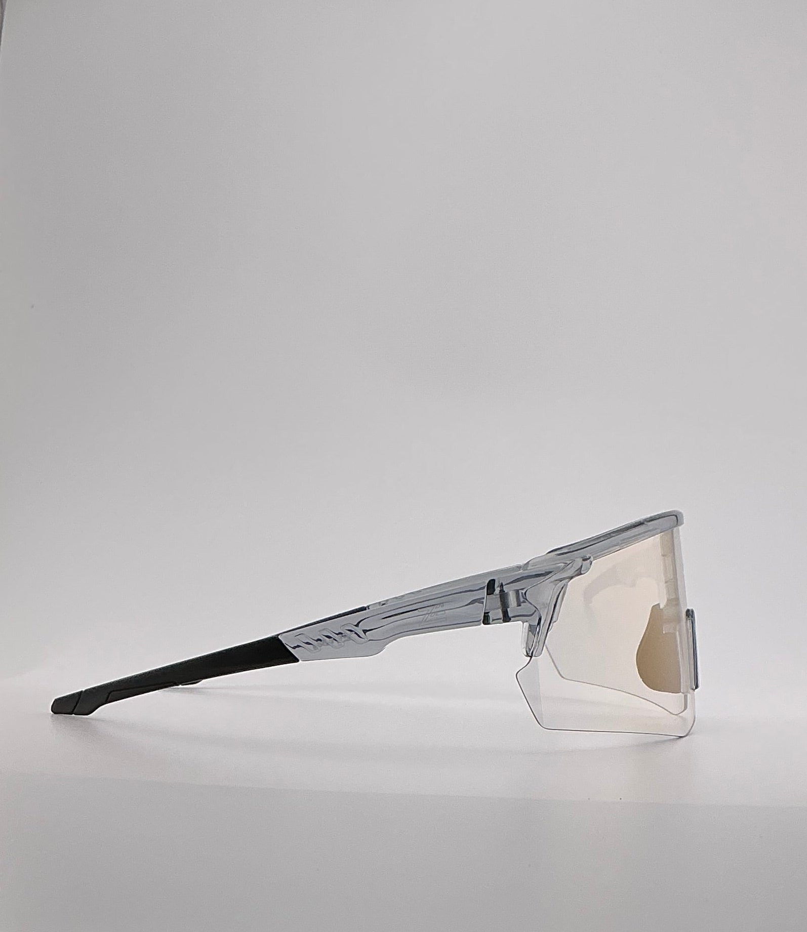 ATP-Z – Gray Photochromic Wraparound Pickleball Eyewear – Zee