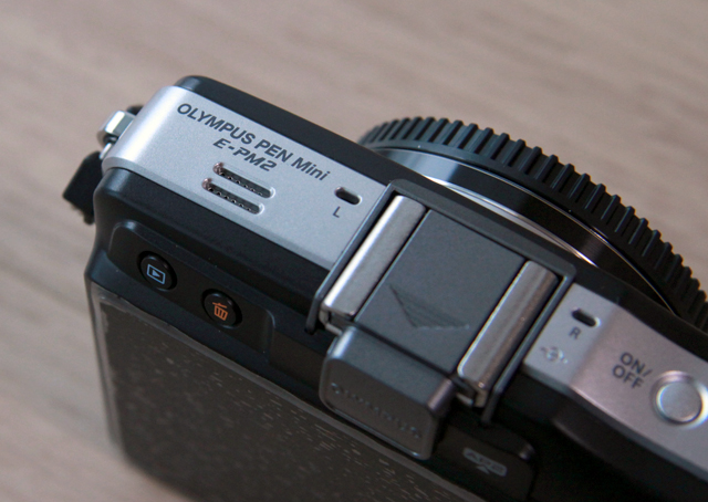 OLYMPUS PEN mini E-PM2 レビュー OM-D画質のミラーレス一眼 | prototype