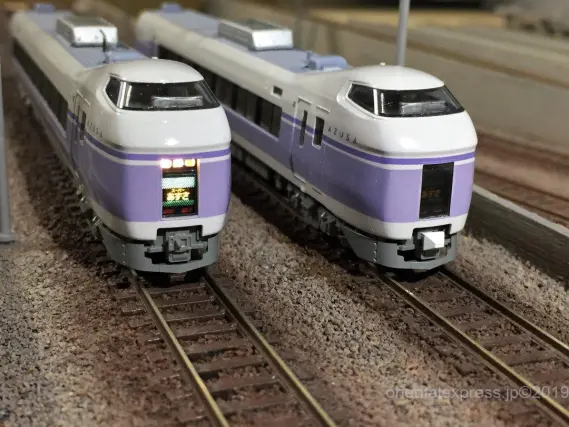 E351系「スーパーあずさ」の中古を弄る。その3 KATO 10-358 / 10-359