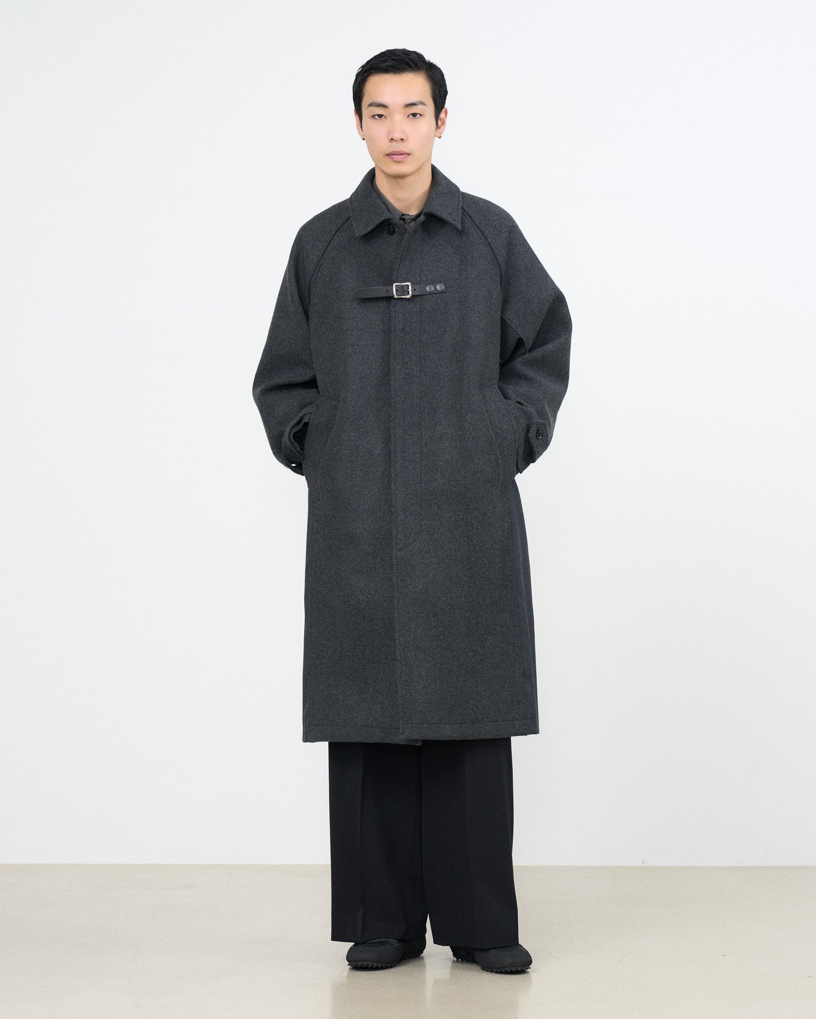 Connected Bal Collar Coat | YOKE Official Website