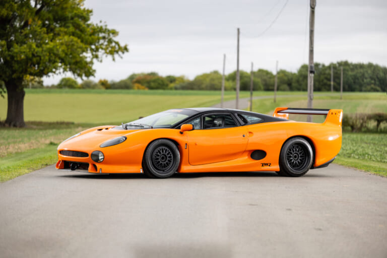 ジャガーXJ220Sの正体とは？ 幻のル・マン優勝と、世界限定6台の「公道