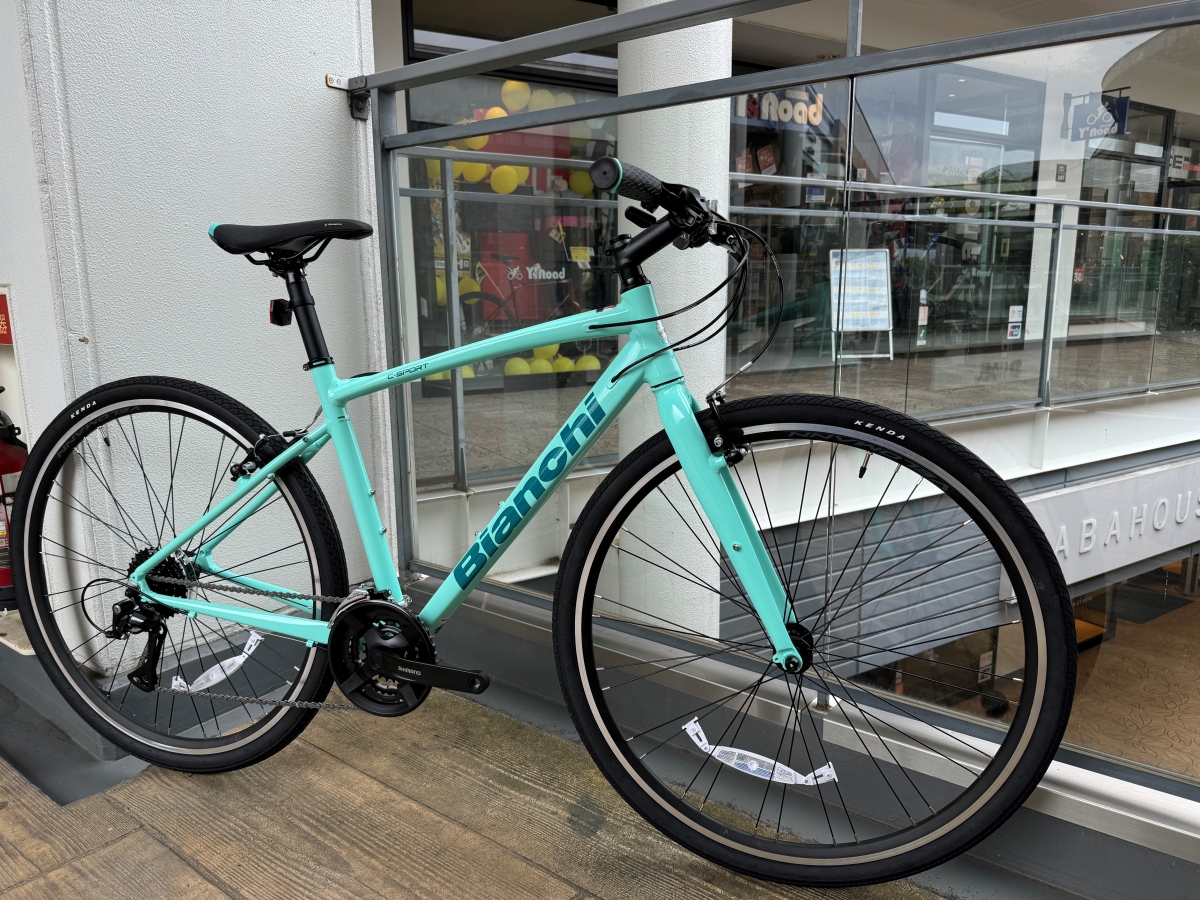 BIANCHI】通勤通学向けの大人気クロスバイク在庫ございます！まずはV