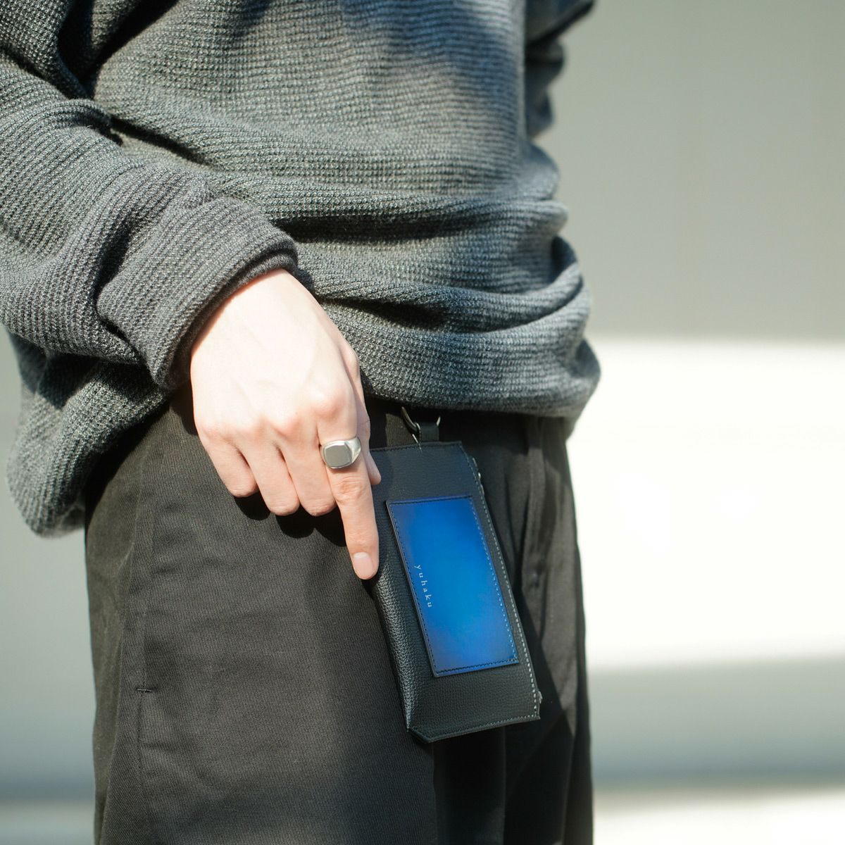 YLM073M ポーチ ｜美しい色彩の革財布、革製品通販｜yuhaku online shop