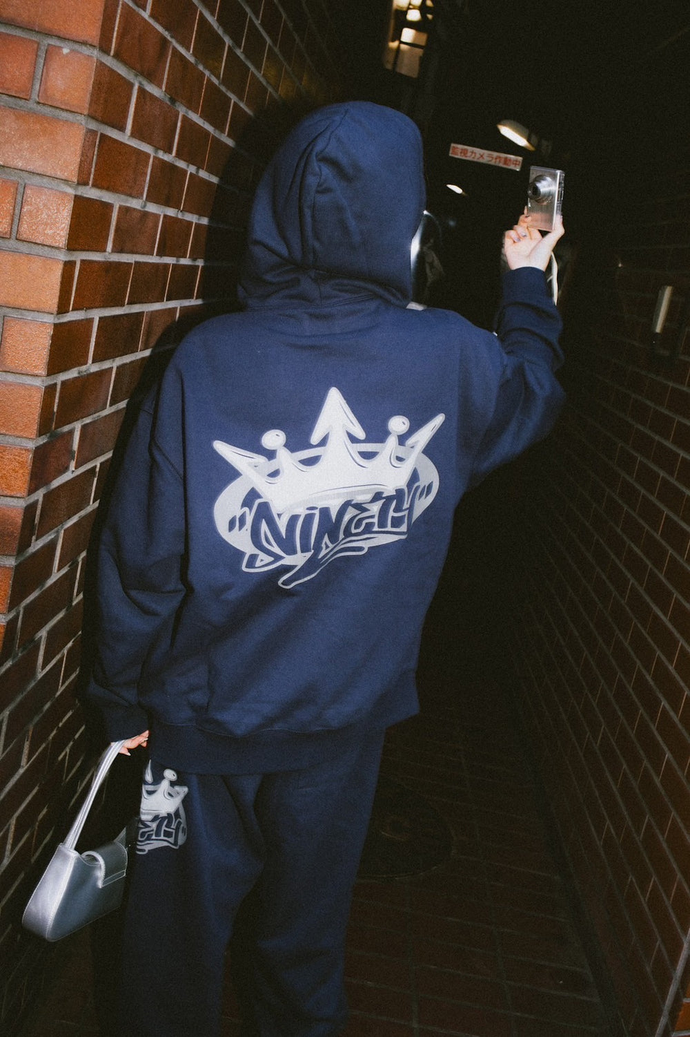 King Logo Zip Hoodie – YZ