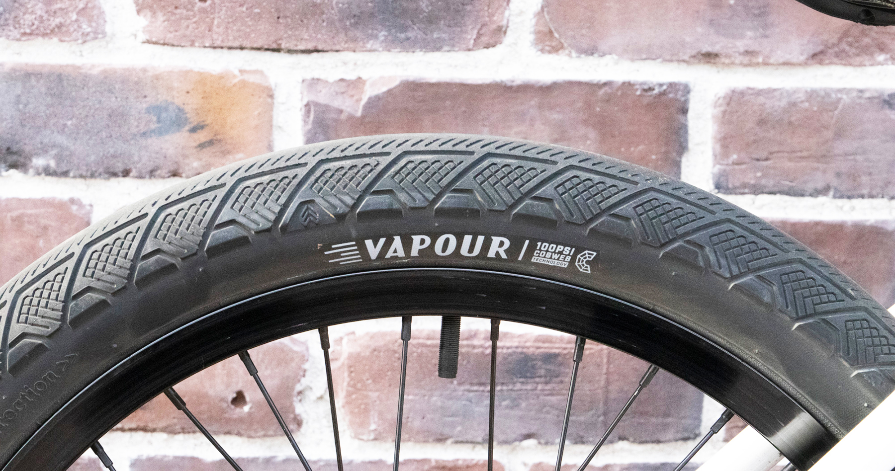 NEWS / BLOG - ZENのライダー達による使用中のタイヤの