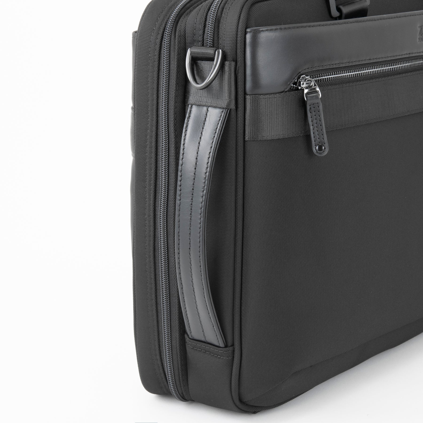 ZB-D | Briefcase M 80477 – ZERO HALLIBURTON