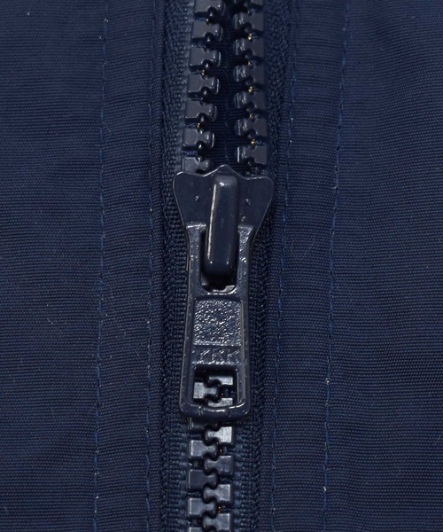 DISNEY VINTAGE ナイロンジャケット 「ヴィンテージ古着」DISNEY