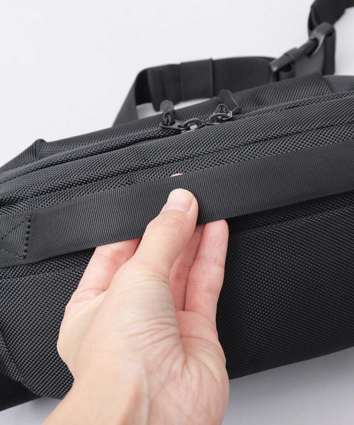 NoiR ウエストポーチ 撥水加工 ボディバッグ Flask shoulder（フラスク