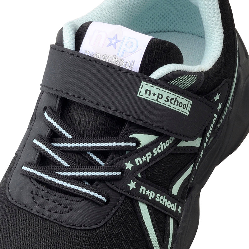 ニコプチスクール 077 黒｜汚れにくい撥水機能付きスニーカー｜2E