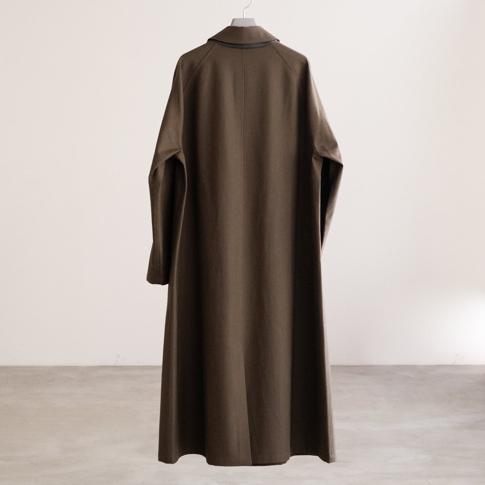 OVERSIZED TRENCH W/LEATHER PATCH – ABOUT