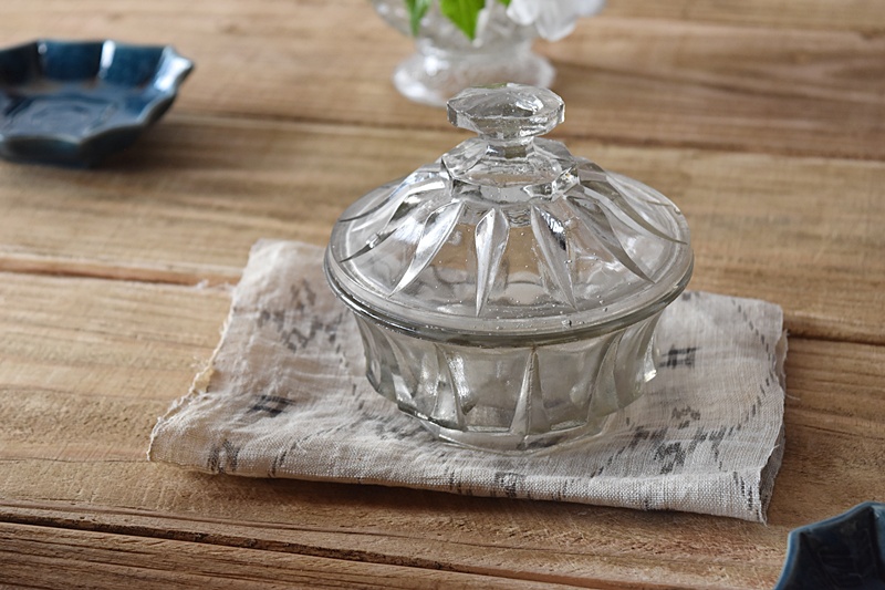型ガラスのキャンディーポット - 生活骨董と古布のアンティーク