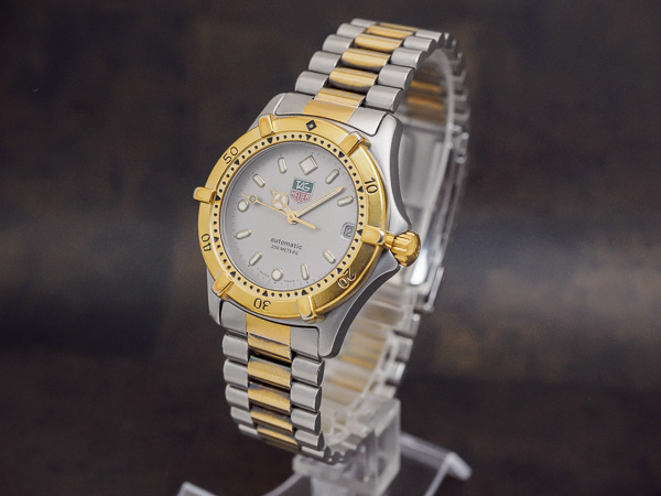 タグ・ホイヤー プロフェッショナル 200m ダイバー オートマチック YGP