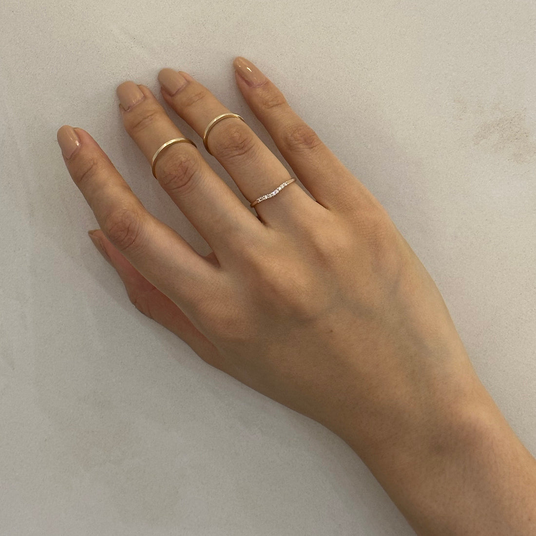 K10 ダイヤモンド V字 デザイン リング – anybelle