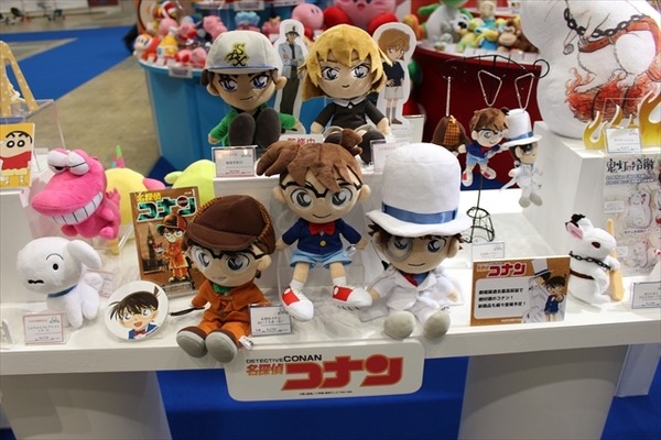 コナンやしんちゃんがぬいぐるみ、三栄貿易ブース@東京おもちゃショー