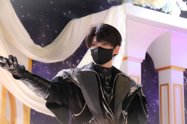 イケメンコスプレイヤーの神ファンサで現実に戻れなくなる乙女が続出