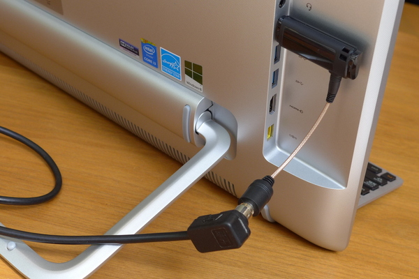 ASCII.jp：新しいPCの可能性、Lenovo HORIZONが登場 (1/3)