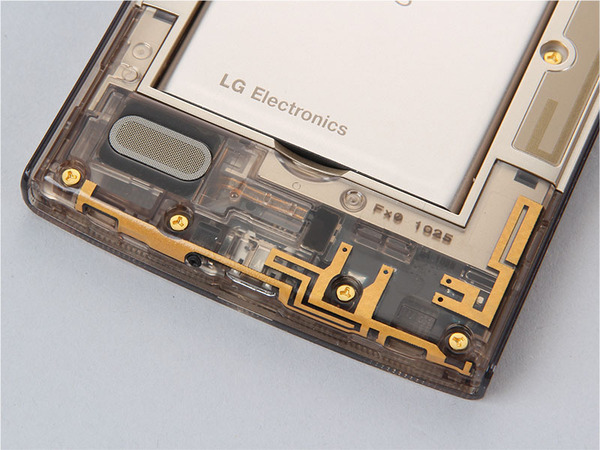 ASCII.jp：文句なしにカッコイイ！ Firefoxスマホ「Fx0」の可能性は