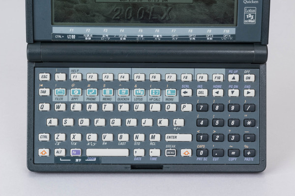ASCII.jp：日本人を熱狂させた伝説の名機、「HP 95／100／200LX」を