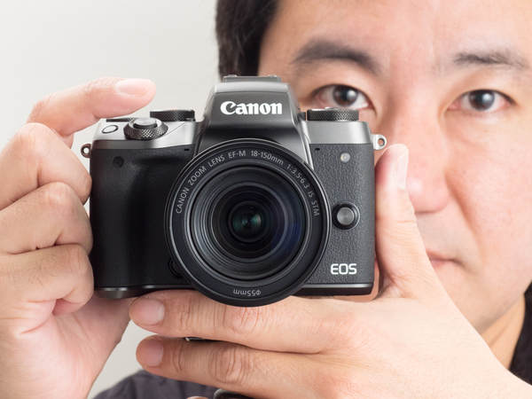 ASCII.jp：カメラマニア待望のEVF内蔵＆AF高速化、キヤノンミラーレス