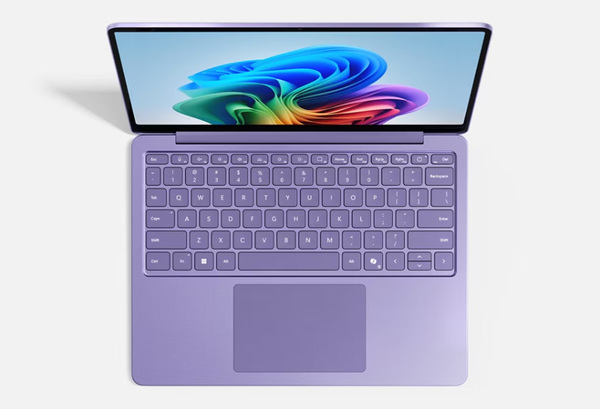 ASCII.jp：少し小型化＆お手頃価格がうれしいSurface Laptopが国内予約