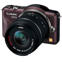 パナソニック、ストロボ内蔵で世界最小最軽量「LUMIX DMC-GF3