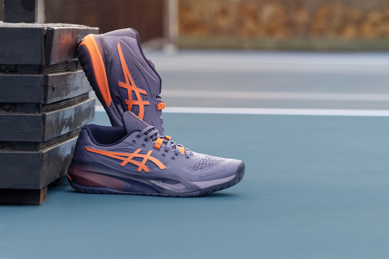 安定性と快適性を追求したテニスシューズの最新作「GEL-RESOLUTION X