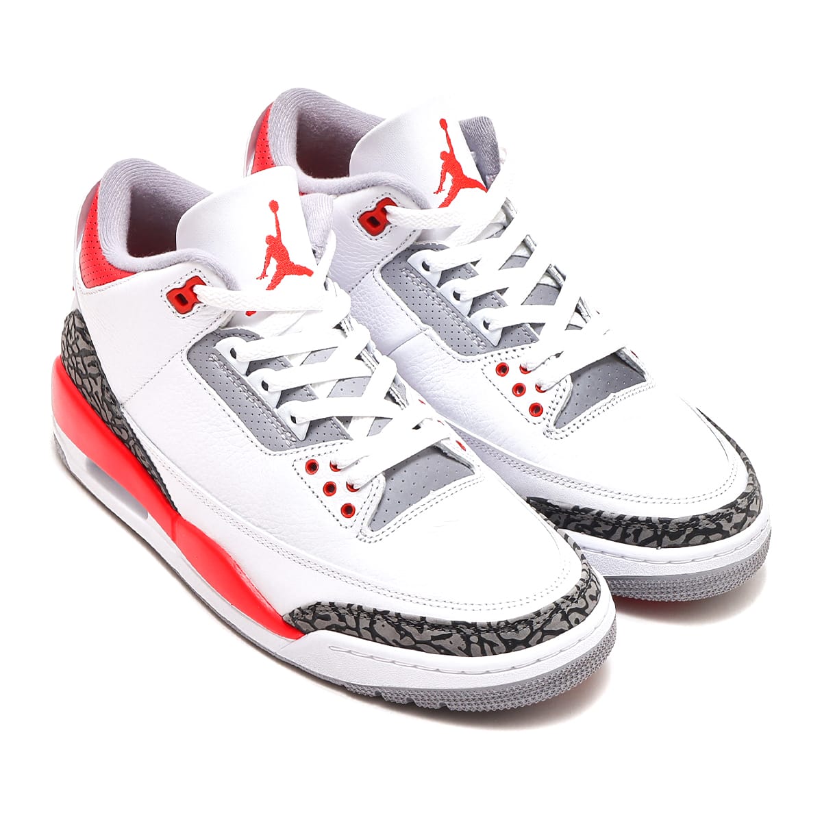 JORDAN BRAND AIR JORDAN 3 RETRO WHITE/FIRE RED-BLACK-CEMENT GREY