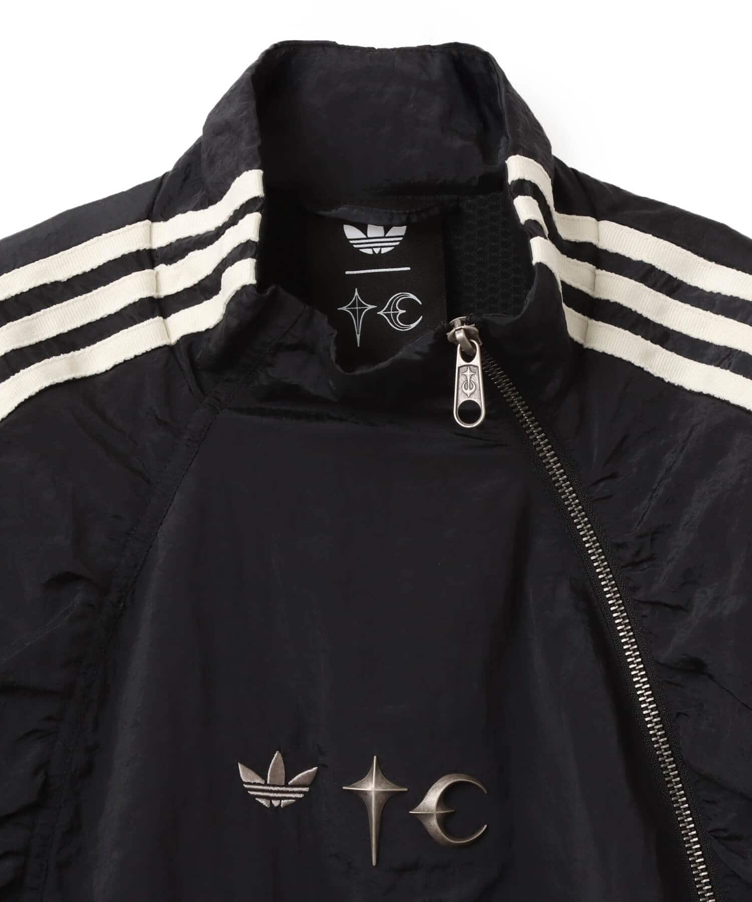 adidas THUG CLUB WOVEN TRACKTOP ブラック/シルバーメタリック