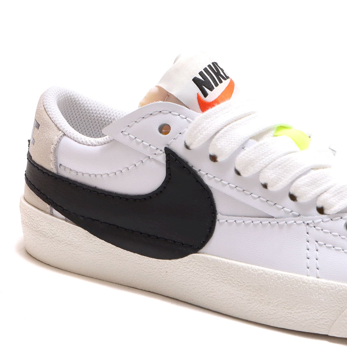 NIKE W BLAZER LOW '77 JUMBO WHITE/BLACK-WHITE-SAIL 22SP-I（ナイキ