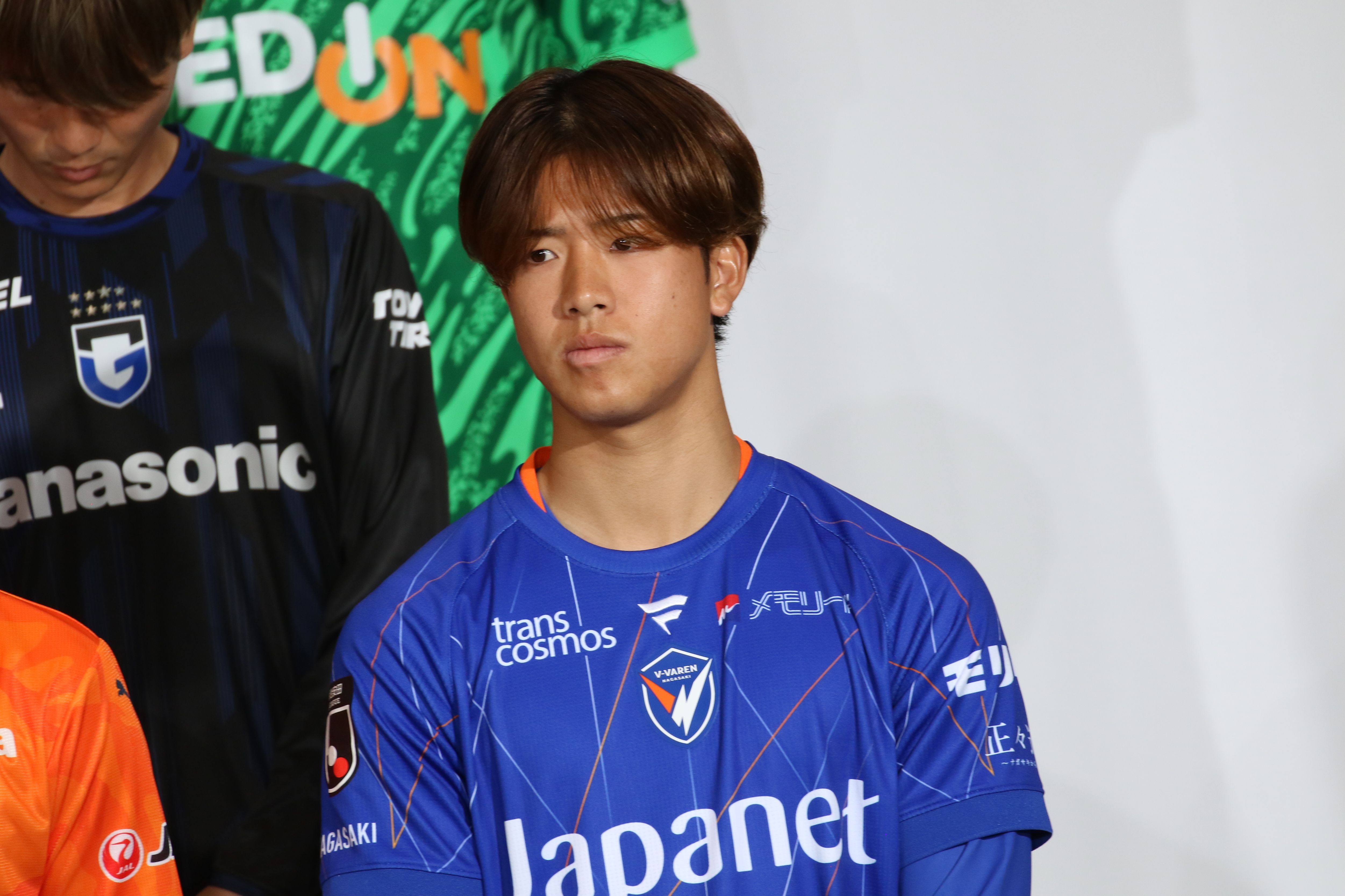 J2降格に責任感も移籍決断、V・ファーレン長崎の新戦力MF長谷川元希が