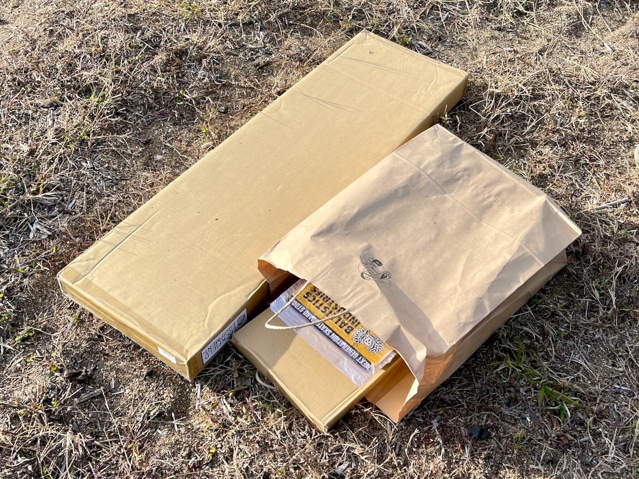 圧倒的なカッコよさと機能が両立したサイドテーブル！ロックフィールド